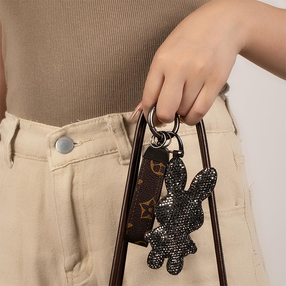 Jekvil Handmade Leather Keychain with Rhinestones