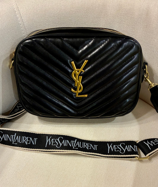 Crossbody Gold Emblem Bag (more colors)